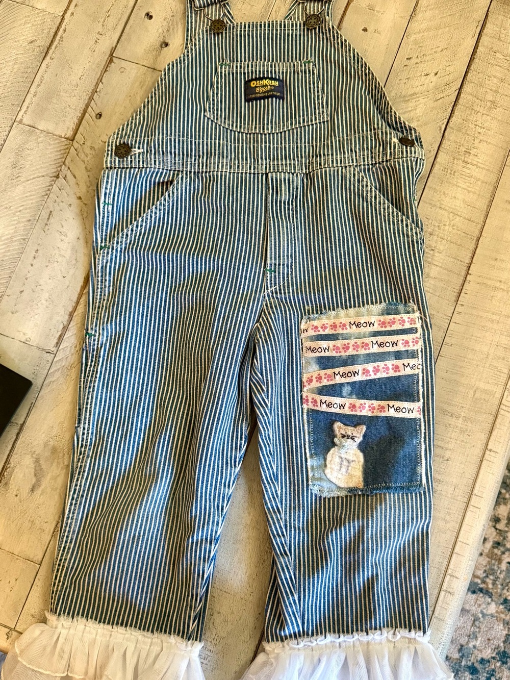 OshKosh B'gosh Blue & White Striped Cat Patch Ruffle Overalls